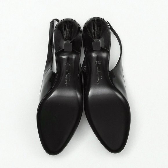 Salvatore Ferragamo Sernio Black Patent Leather Slingback Pumps - Size 7.5 B - Picture 4 of 6